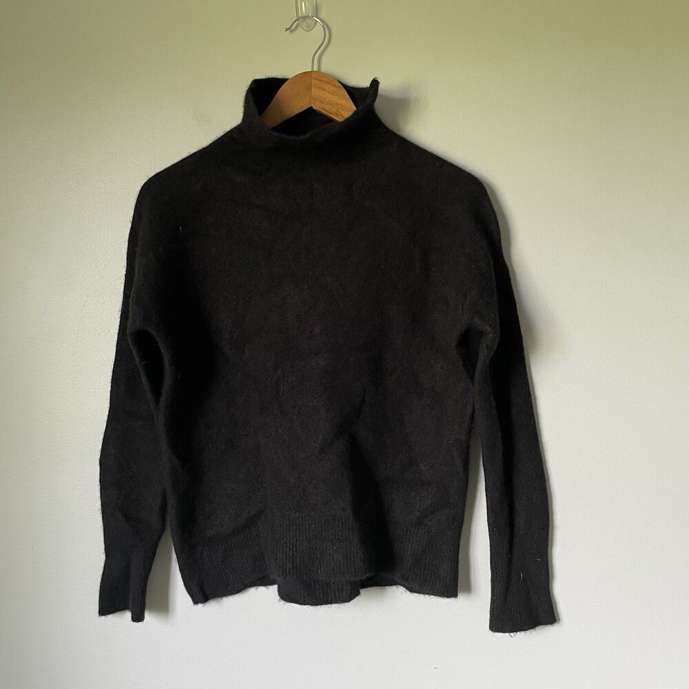 Vince. 100% Cashmere Sweater Black Mock-Neck Women's Size XS